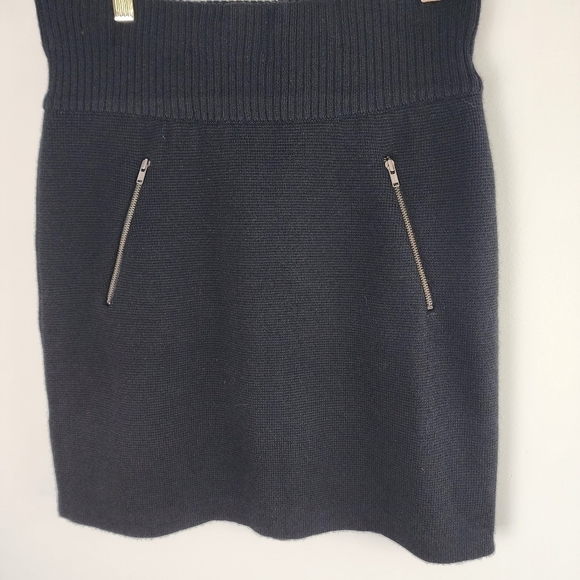 Ann Taylor Loft Black Sweater Knit Wool Blend Skirt With Zipper Pockets Size XS - Picture 2 of 6